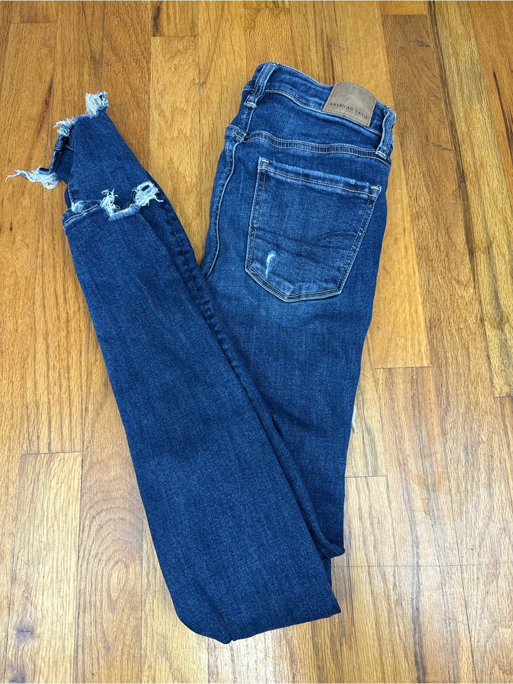 American Eagle Size 000 Distressed Skinny Jeans Dark Wash Stretch